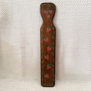 Vintage Wooden Tole Painted Shaker Style Strawberry Wall Art Paddle Plank 19.5"
